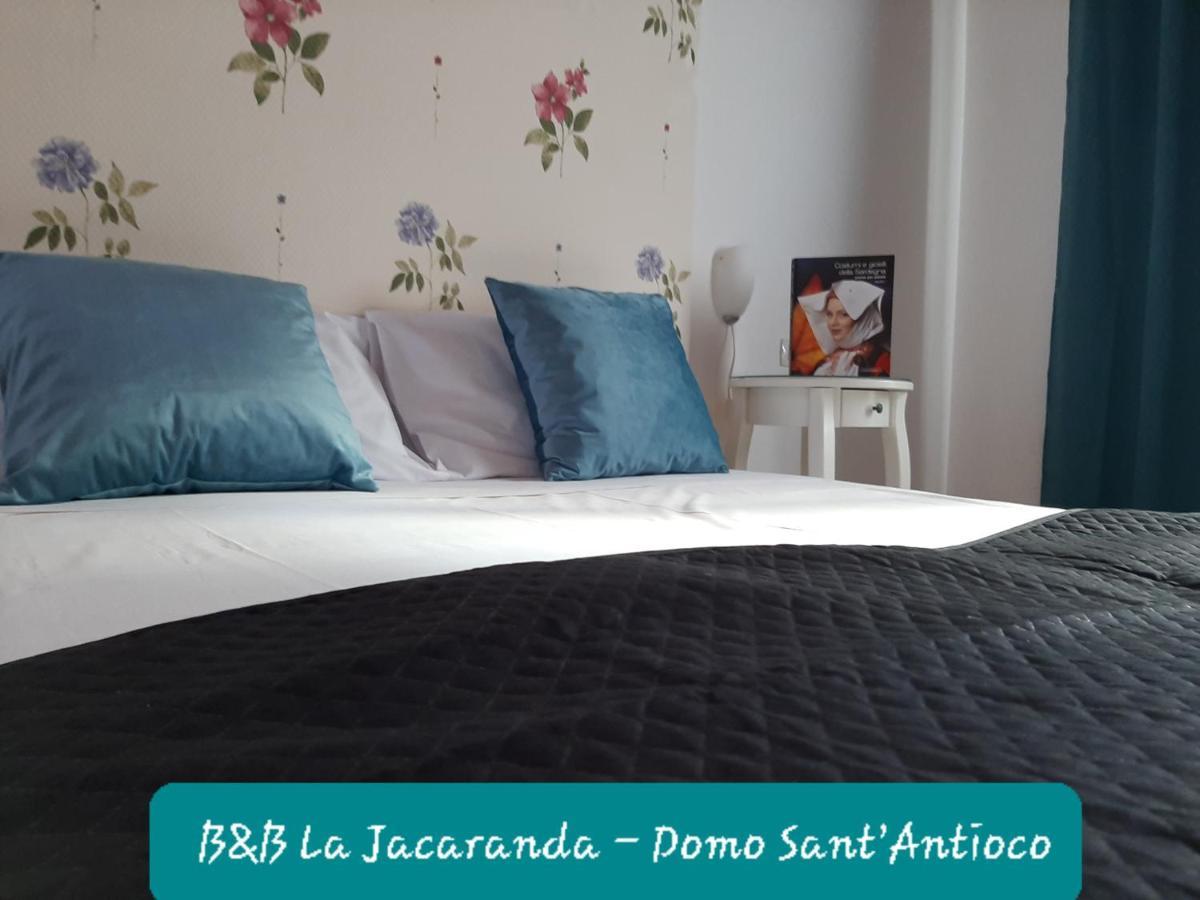 B&B La Jacaranda Affittacamere SantʼAntìoco Buitenkant foto